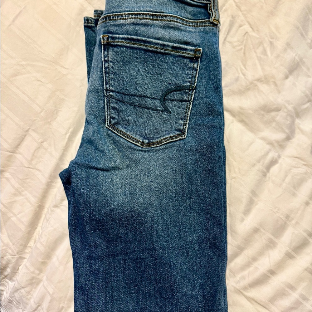 American Eagle Outfitters High Rise Blue Jeans